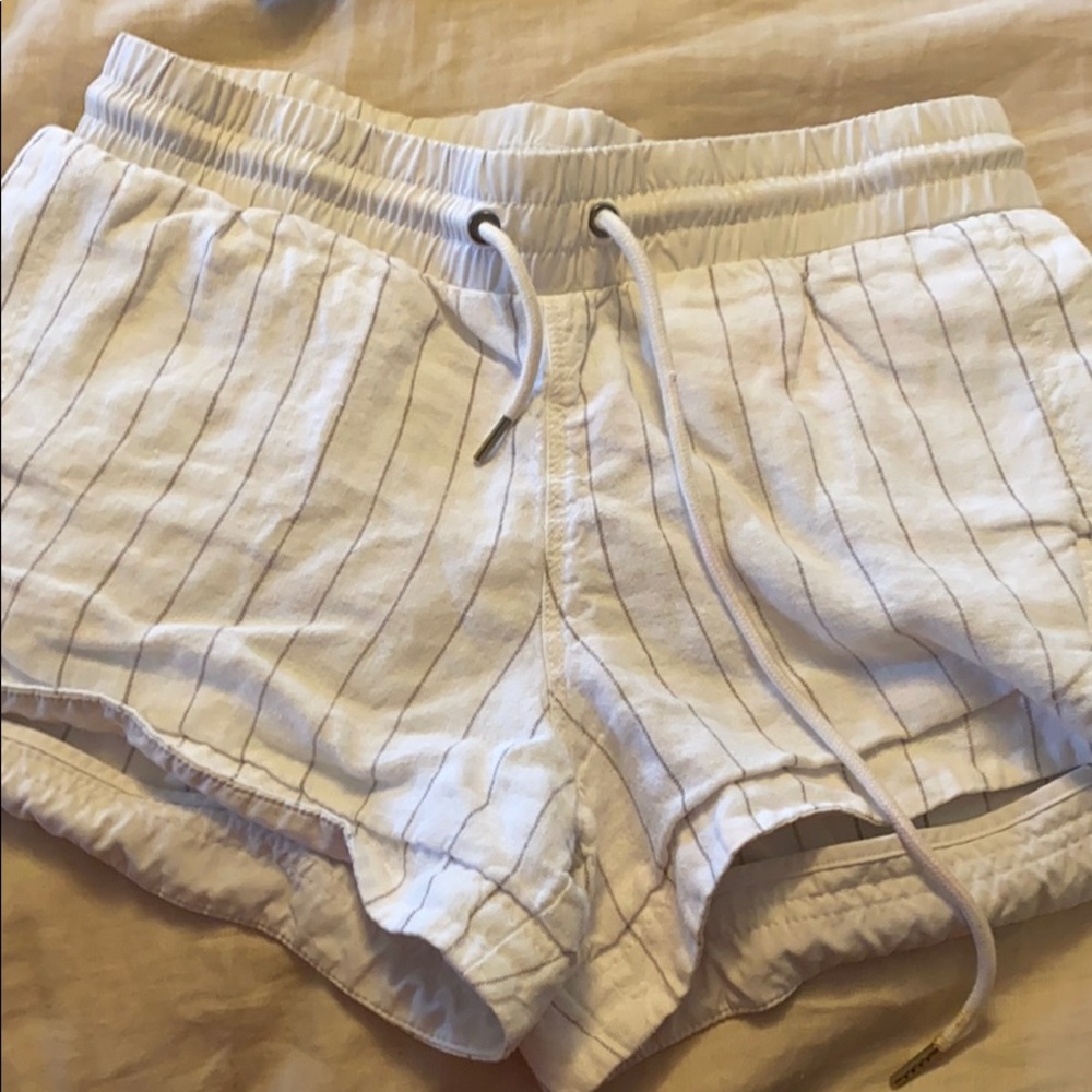 Athleta White Striped Shorts size 4